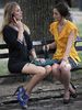 Opravljivki Blake Lively in Leighton Meester na snemanju Gossip girl / vir: Celebutopia - thumbnail