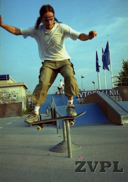 Mala šola sk8boardinga