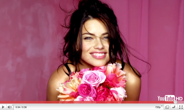 Victoria's Secret dekleta v spletnem videu Love me