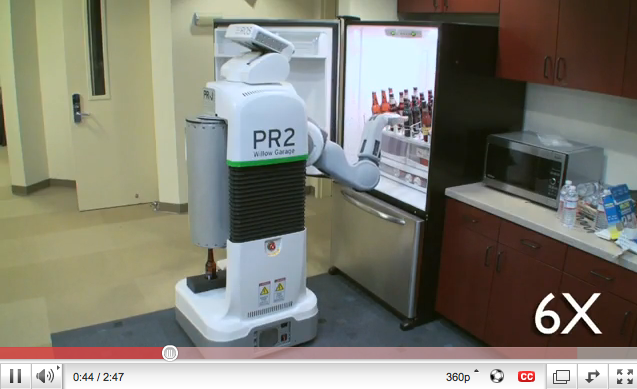Robot za prinašanje piva iz hladilnika / vir: YouTube