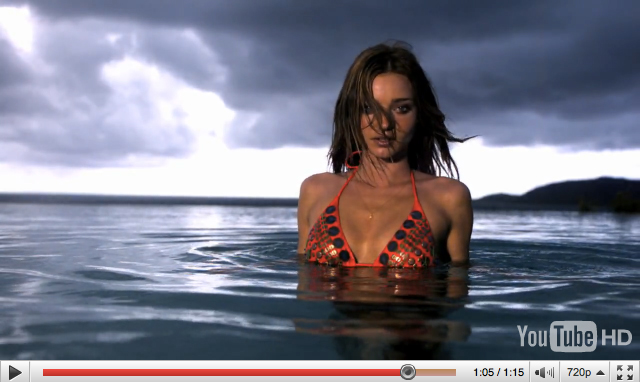 Victoria's Secret manekenke seksi v super slow motion videu / vir: YouTube