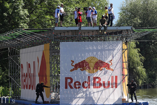 2. Red Bull Flugtag na Špici (16. 6. 2012, Ljubljana)