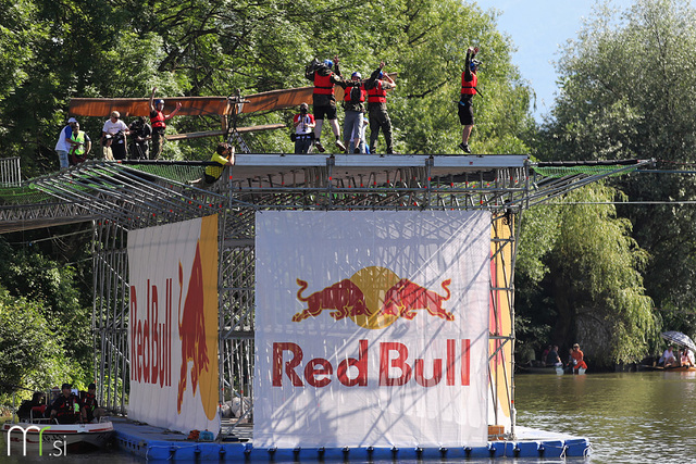 2. Red Bull Flugtag na Špici (16. 6. 2012, Ljubljana)