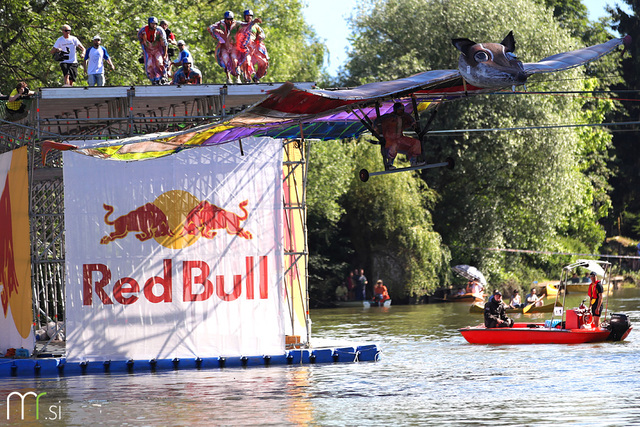 2. Red Bull Flugtag na Špici (16. 6. 2012, Ljubljana)