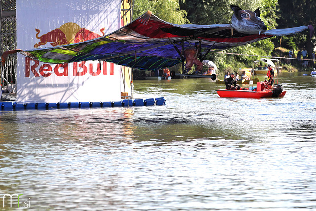 2. Red Bull Flugtag na Špici (16. 6. 2012, Ljubljana)