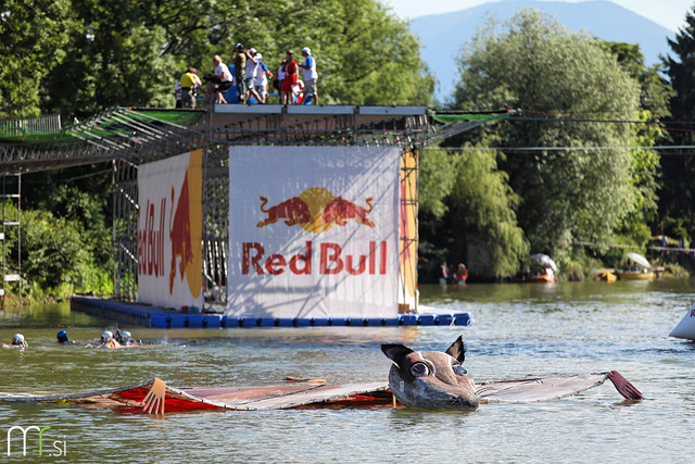 2. Red Bull Flugtag na Špici (16. 6. 2012, Ljubljana)