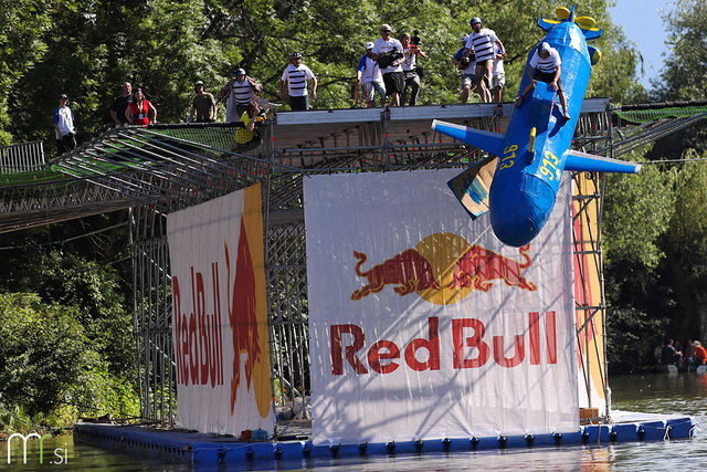 2. Red Bull Flugtag na Špici (16. 6. 2012, Ljubljana)