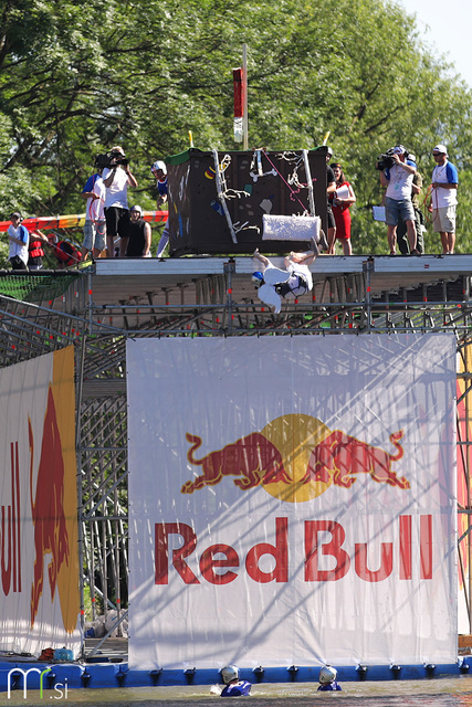 2. Red Bull Flugtag na Špici (16. 6. 2012, Ljubljana)