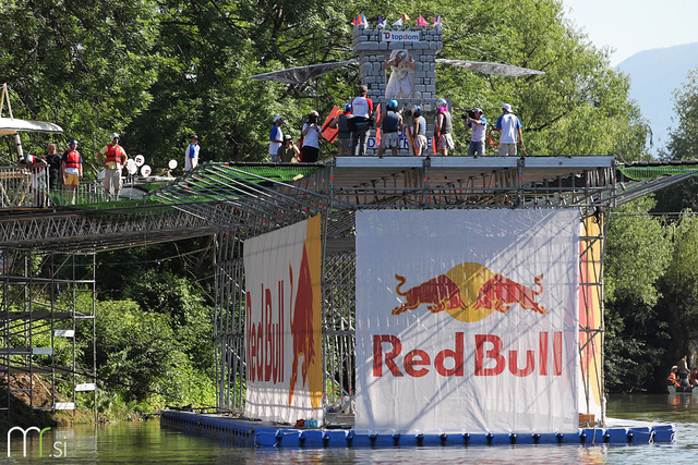 2. Red Bull Flugtag na Špici (16. 6. 2012, Ljubljana)