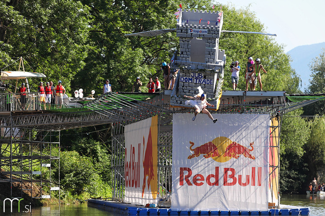 2. Red Bull Flugtag na Špici (16. 6. 2012, Ljubljana)