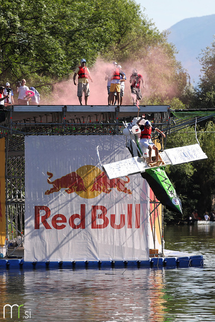 2. Red Bull Flugtag na Špici (16. 6. 2012, Ljubljana)