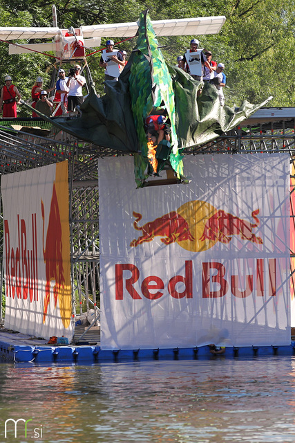2. Red Bull Flugtag na Špici (16. 6. 2012, Ljubljana)