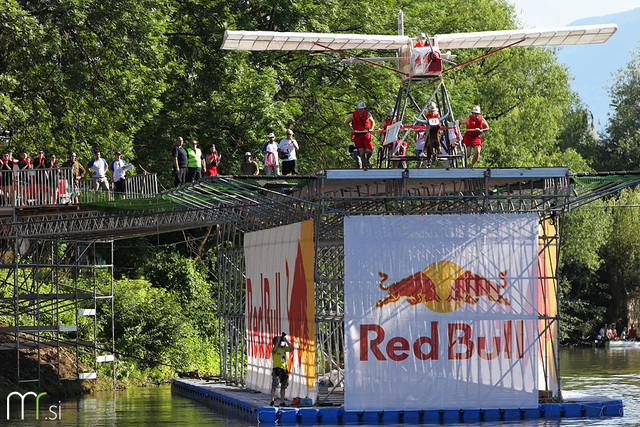 2. Red Bull Flugtag na Špici (16. 6. 2012, Ljubljana)