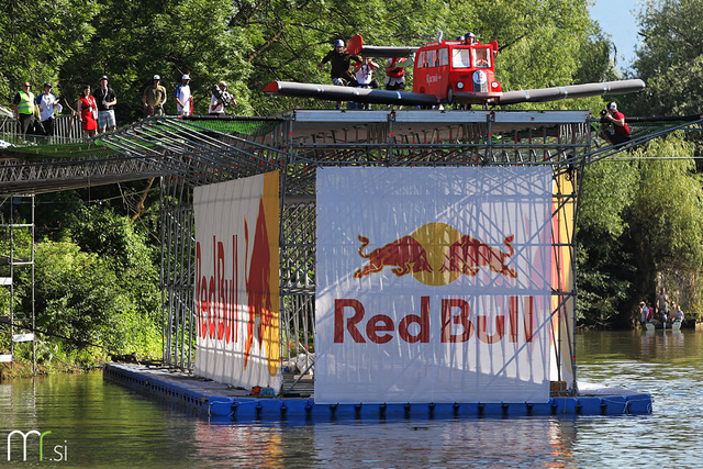 2. Red Bull Flugtag na Špici (16. 6. 2012, Ljubljana)