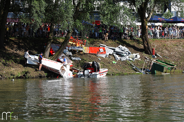 2. Red Bull Flugtag na Špici (16. 6. 2012, Ljubljana)