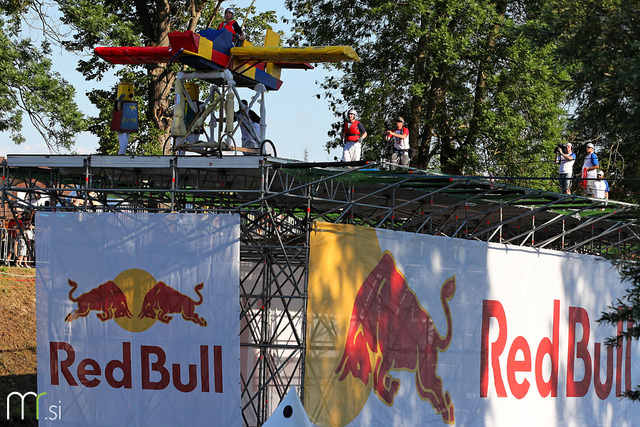 2. Red Bull Flugtag na Špici (16. 6. 2012, Ljubljana)