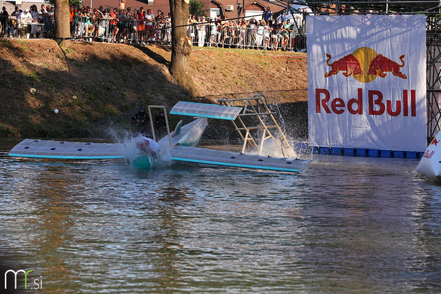 2. Red Bull Flugtag na Špici (16. 6. 2012, Ljubljana)