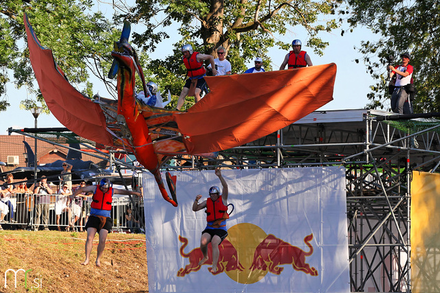 2. Red Bull Flugtag na Špici (16. 6. 2012, Ljubljana)