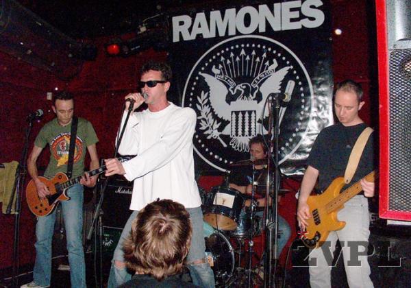 Tribute to Ramones