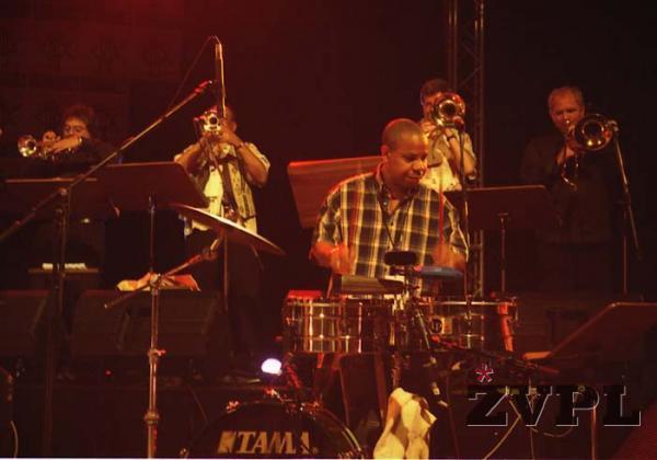 Miguel Gomez & Brass section - Africando All Stars