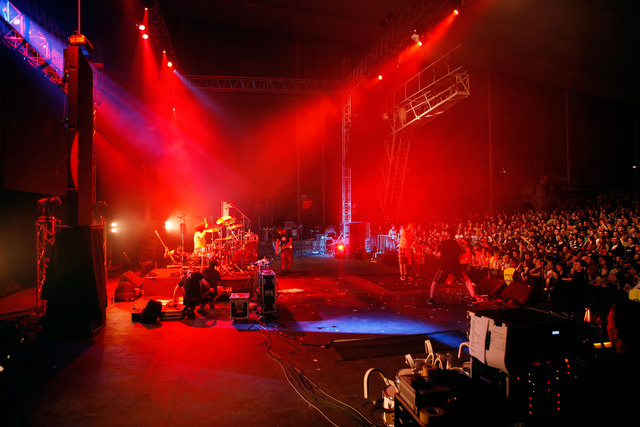 Elvis Jackson napolnili Križanke na zaključnem koncertu turneje Against The Gravity, 19. maj 2011