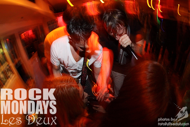 Live fast, die young večer v klubu Les Deux, 08.02.2010