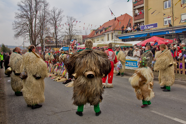 Pustni karneval v Cerknici