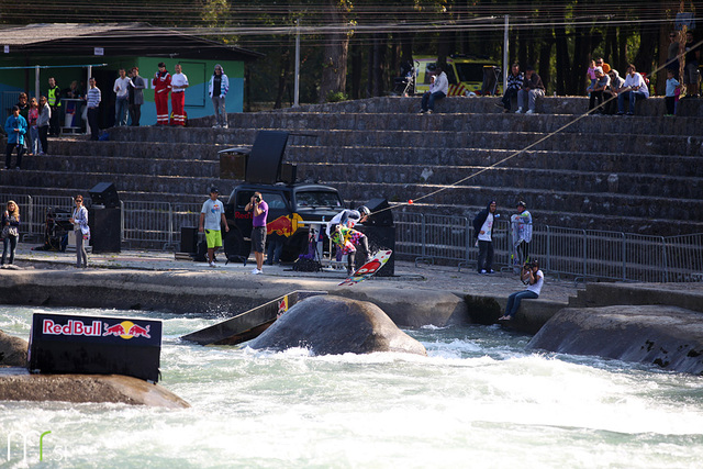 Red Bull Upstream 2011 že tretjič v Tacnu