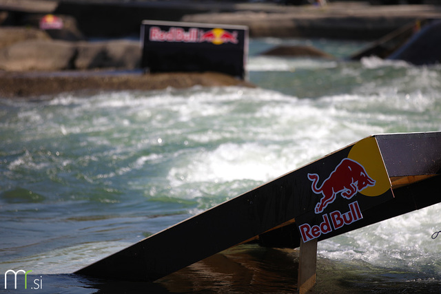Red Bull Upstream 2011 že tretjič v Tacnu