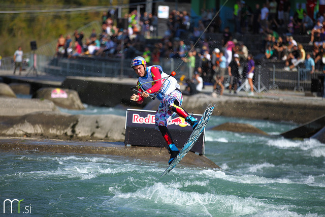 Red Bull Upstream 2011 že tretjič v Tacnu