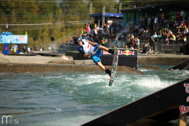 Red Bull Upstream 2011 že tretjič v Tacnu