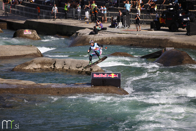 Red Bull Upstream 2011 že tretjič v Tacnu