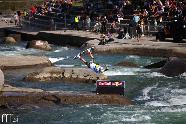 Red Bull Upstream 2011 že tretjič v Tacnu