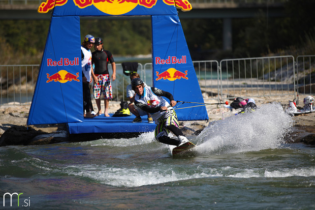 Red Bull Upstream 2011 že tretjič v Tacnu