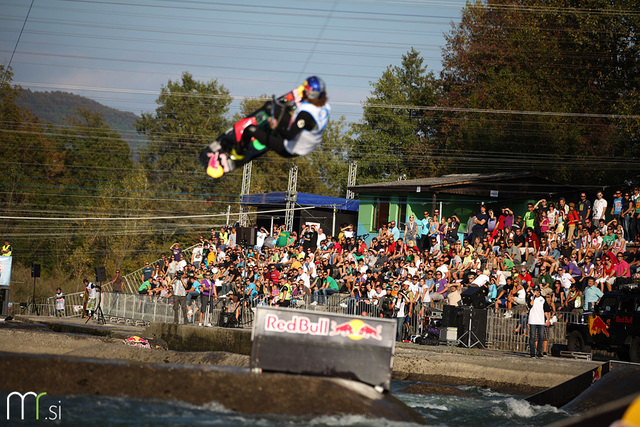 Red Bull Upstream 2011 že tretjič v Tacnu