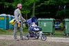 Obiskovalci v nedeljo na festivalu Rock Otočec 2011 - thumbnail