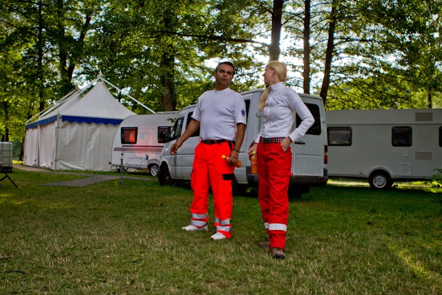 Obiskovalci v nedeljo na festivalu Rock Otočec 2011