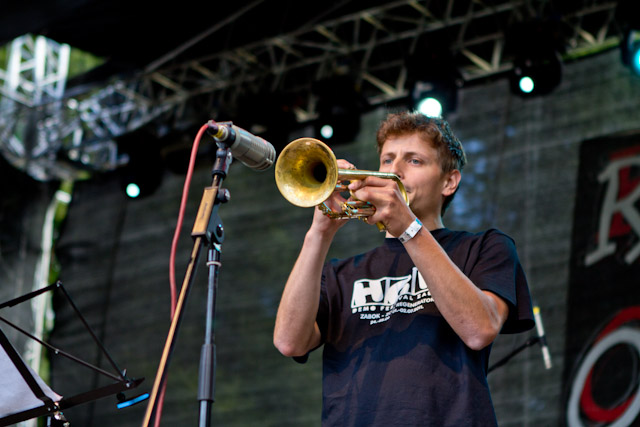 Radio Aktiv v nedeljo na festivalu Rock Otočec 2011