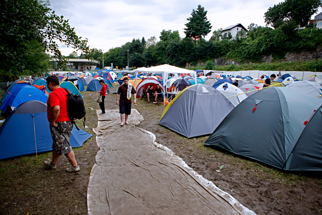 Schengenfest 2010 ob reki Kolpi