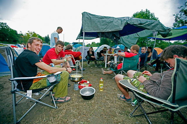 Schengenfest 2010 ob reki Kolpi