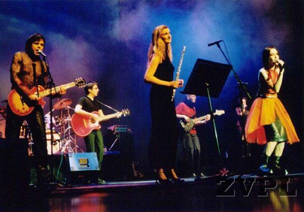 Matej Mršnik, Daniel Matič, Alenka Zupan in Tinkara