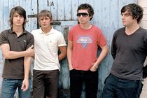 Arctic Monkeys / vir: uradna stran - thumbnail