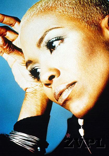 Dee Dee Bridgewater