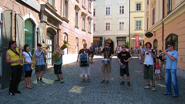 Kar Češ Brass Band /vir: karces.com