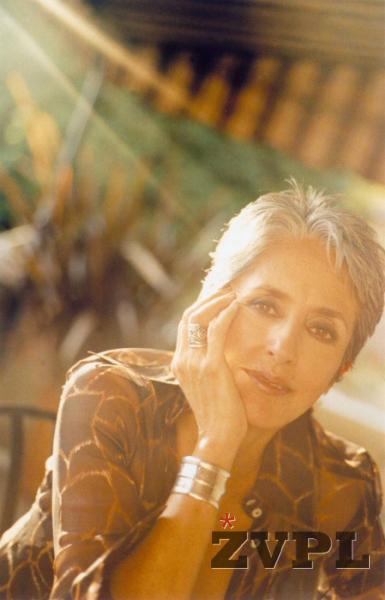 Joan Baez prihaja v Trst