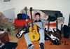 Basist  pJANI  PACE med ugla˙evanjem kitare v studiu Kjushu soud - thumbnail