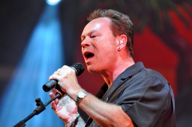 Ali Campbell