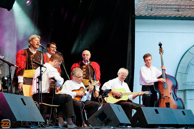 Pivo in cvetje - petek