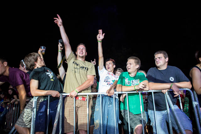 Ljudje v petek - Rock Otočec 2012