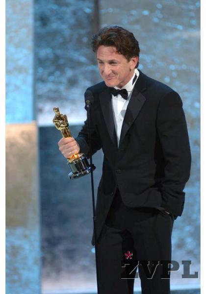 Sean Penn je prejel oskarja za glavno vlogo (foto (C) AMPAS)
